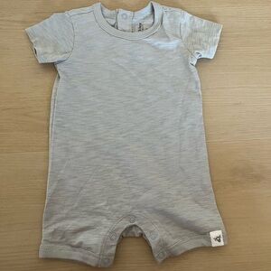 Burts Bees Baby 0-3M‎ Gray Short Sleeve One Piece Romper Bodysuit 0064